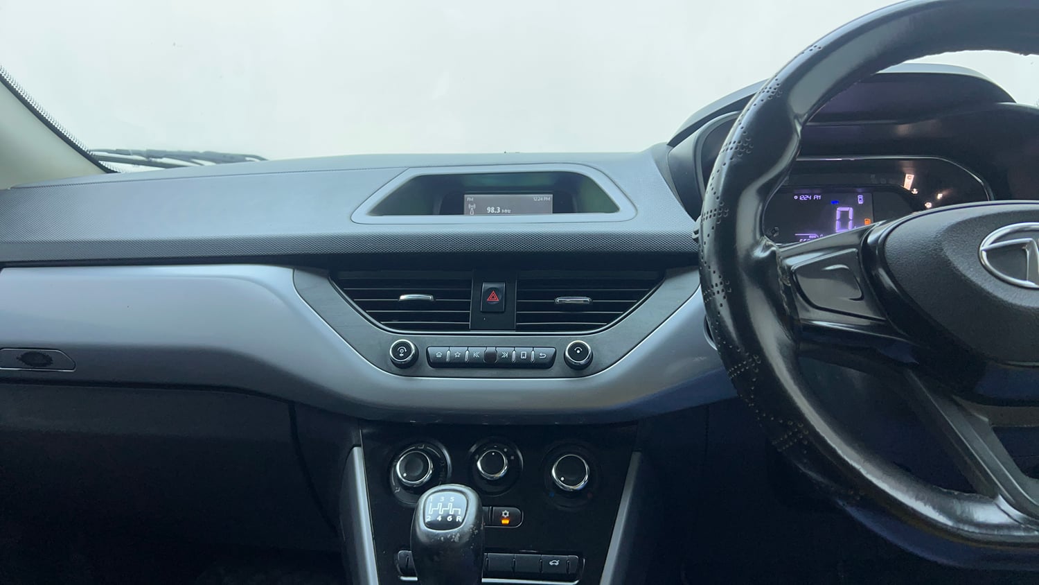 Used 2022 Tata Nexon XM Petrol Manual top_features Integrated (in-dash) music system
