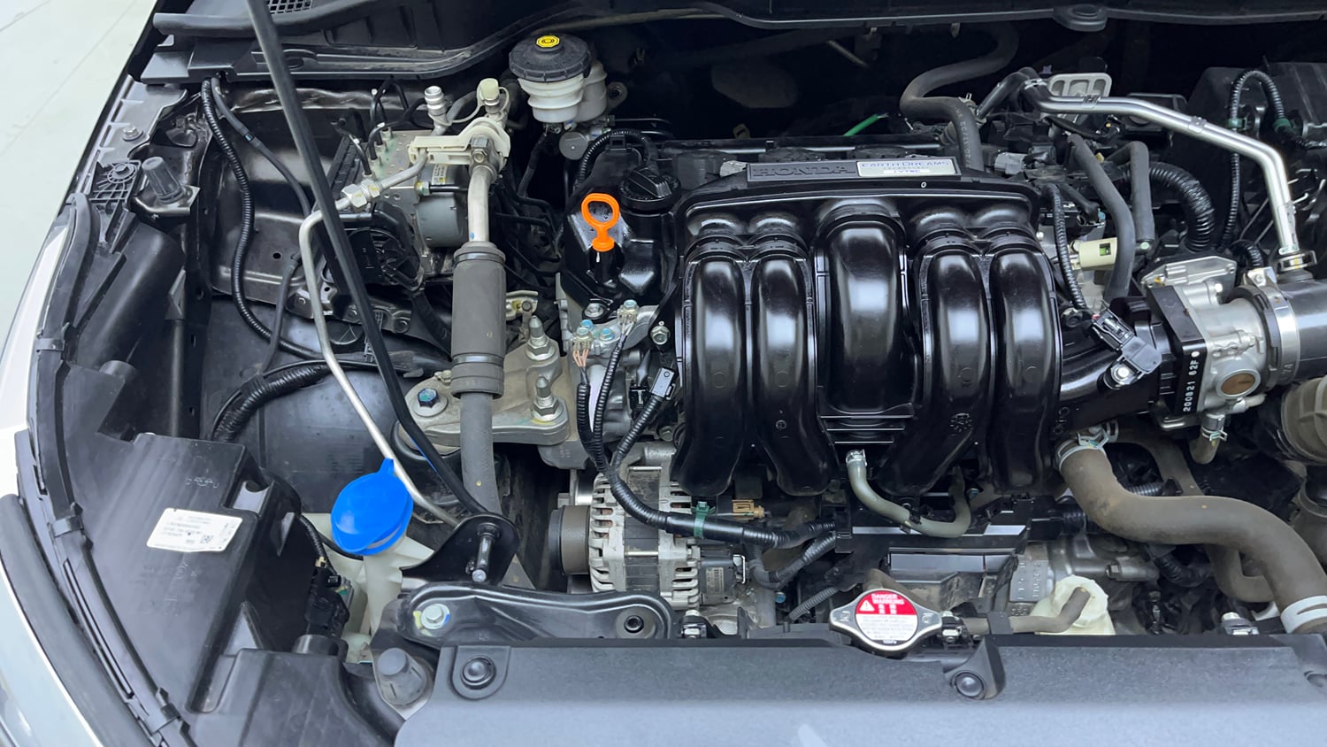 Used 2020 Honda City VX CVT Petrol Petrol Automatic engine ENGINE RIGHT SIDE VIEW