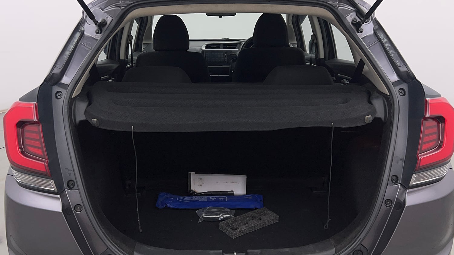 Used 2022 Honda WR-V VX MT Petrol Petrol Manual interior DICKY INSIDE VIEW