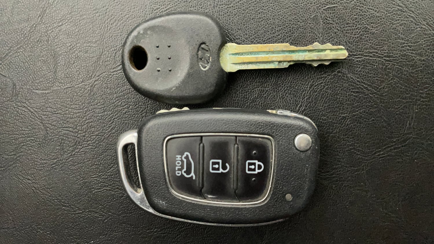 Used 2019 Hyundai Elite i20 Magna Plus 1.2 Petrol Manual extra CAR KEY VIEW
