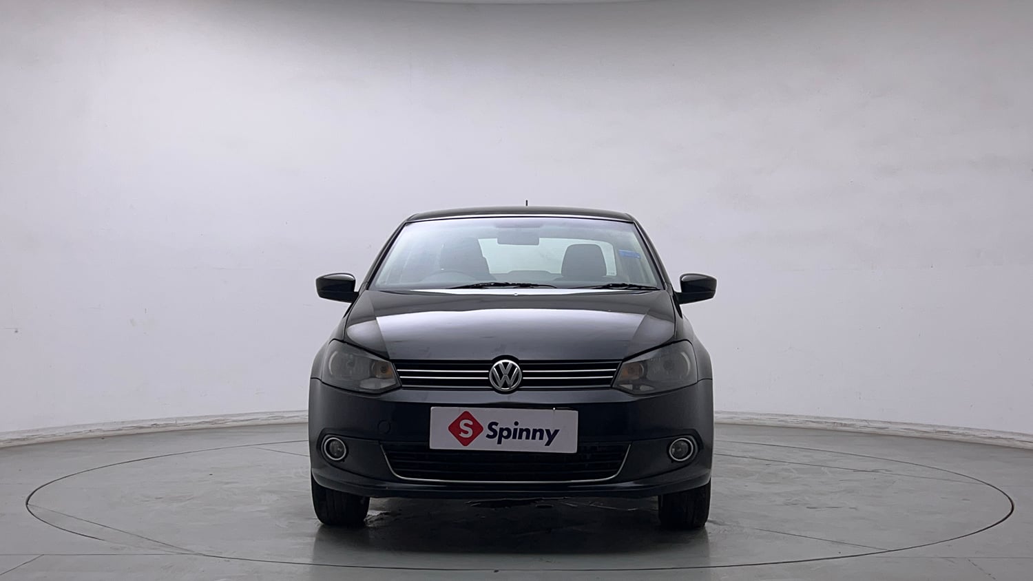 Used 2013 Volkswagen Vento Highline Petrol AT Petrol Automatic exterior FRONT VIEW