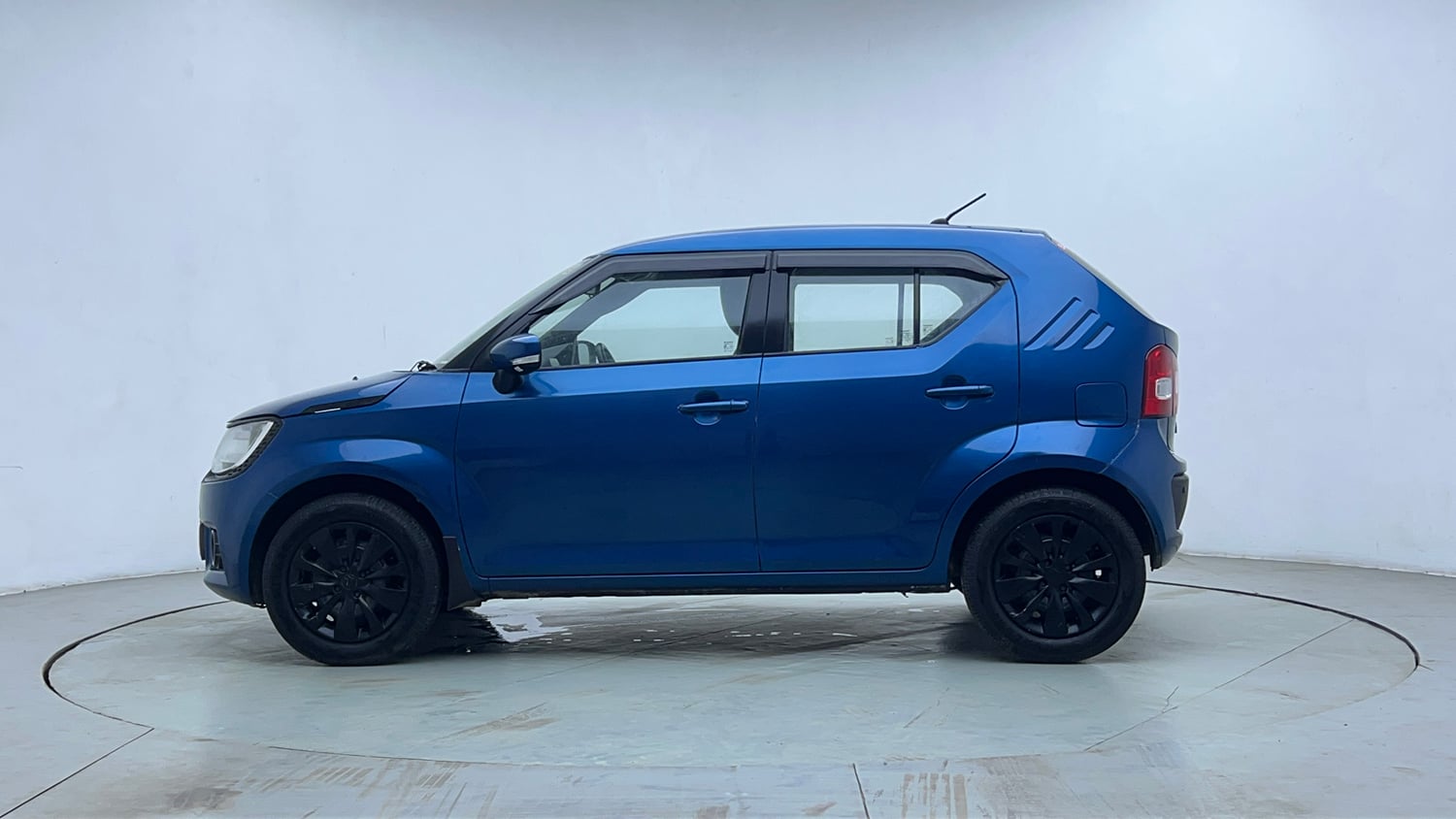 Used 2018 Maruti Suzuki Ignis Delta 1.2 MT Petrol Manual exterior LEFT SIDE VIEW