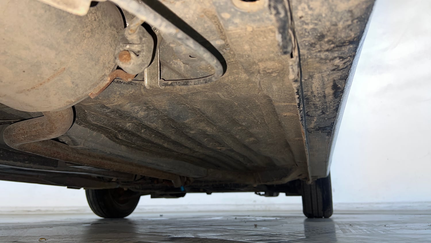 Used 2021 Honda Amaze S MT 1.2 Petrol Petrol Manual extra REAR RIGHT UNDERBODY VIEW