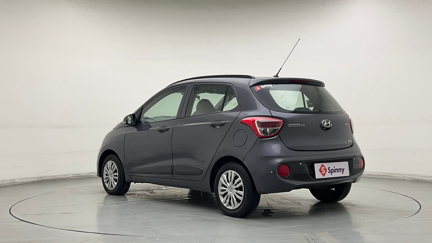 Used 2017 Hyundai Grand i10 Sportz (O) 1.2 kappa VTVT CNG (Outside Fitted) Cng Manual exterior LEFT REAR CORNER VIEW