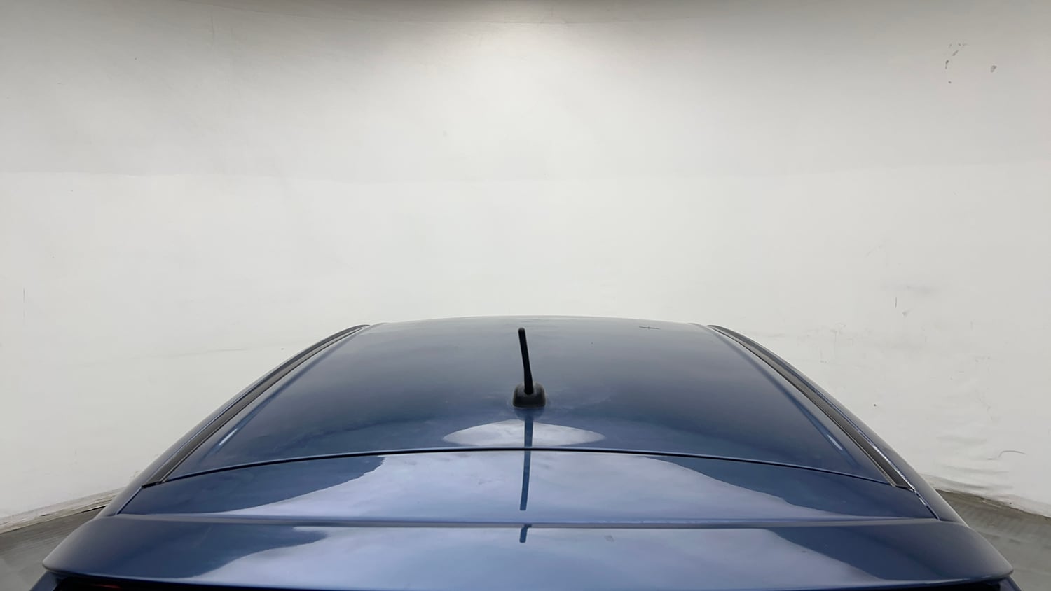 Used 2018 Maruti Suzuki Baleno Delta 1.2 Petrol Manual exterior EXTERIOR ROOF VIEW