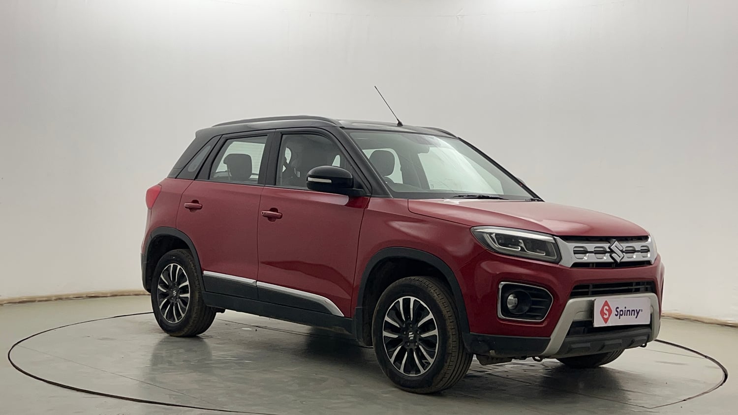 Used 2020 maruti-suzuki Vitara Brezza ZXi Plus Petrol Manual exterior RIGHT FRONT CORNER VIEW