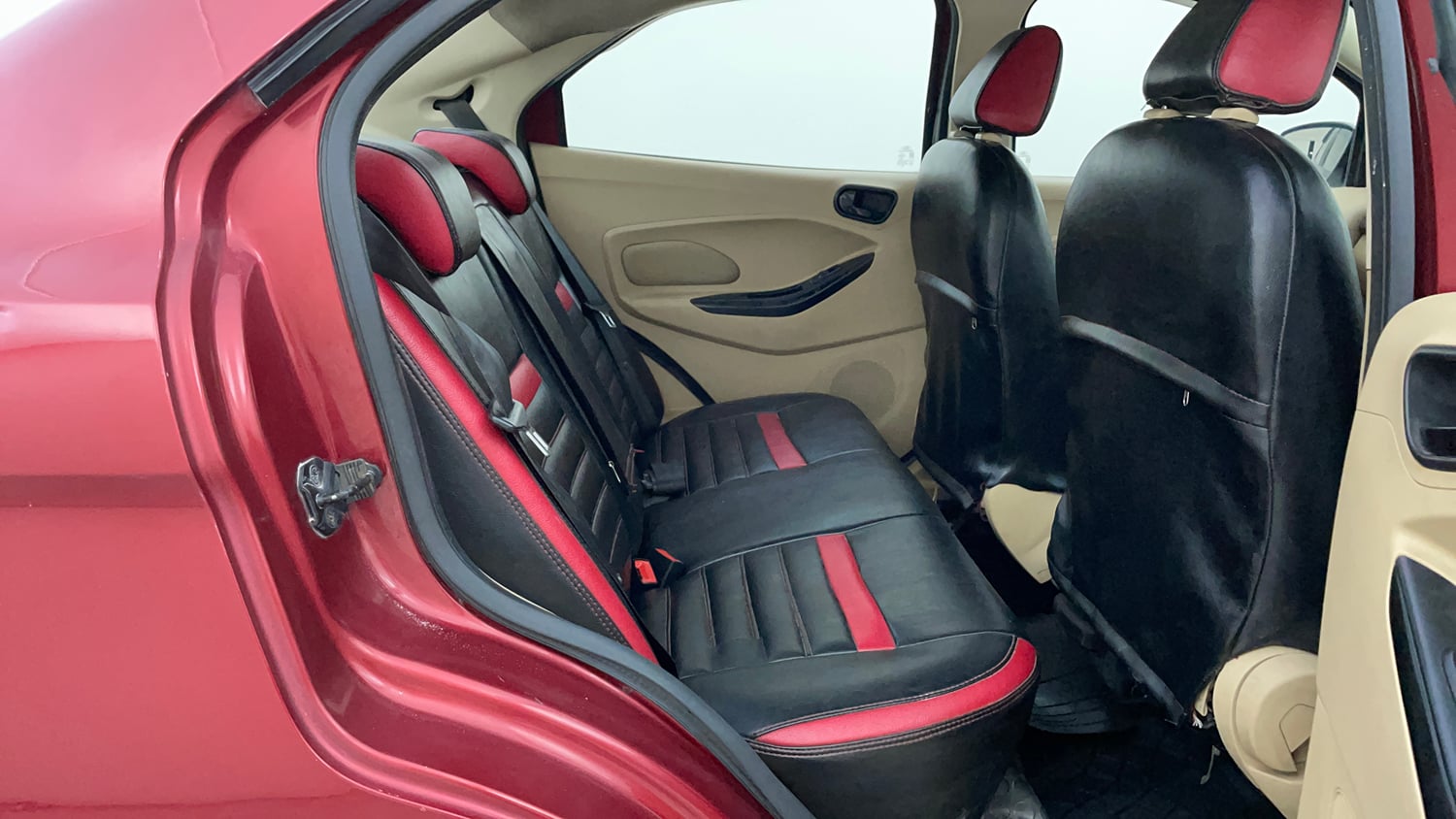 Used 2019 Ford Figo Aspire Titanium Plus 1.5 TDCi Diesel Manual interior RIGHT SIDE REAR DOOR CABIN VIEW