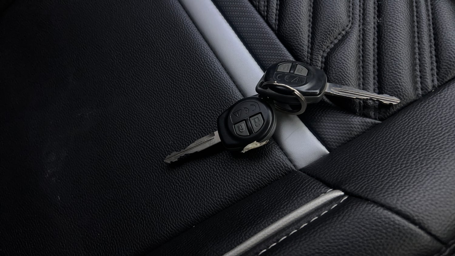Used 2023 Maruti Suzuki Swift VXi AMT Petrol Automatic extra CAR KEY VIEW