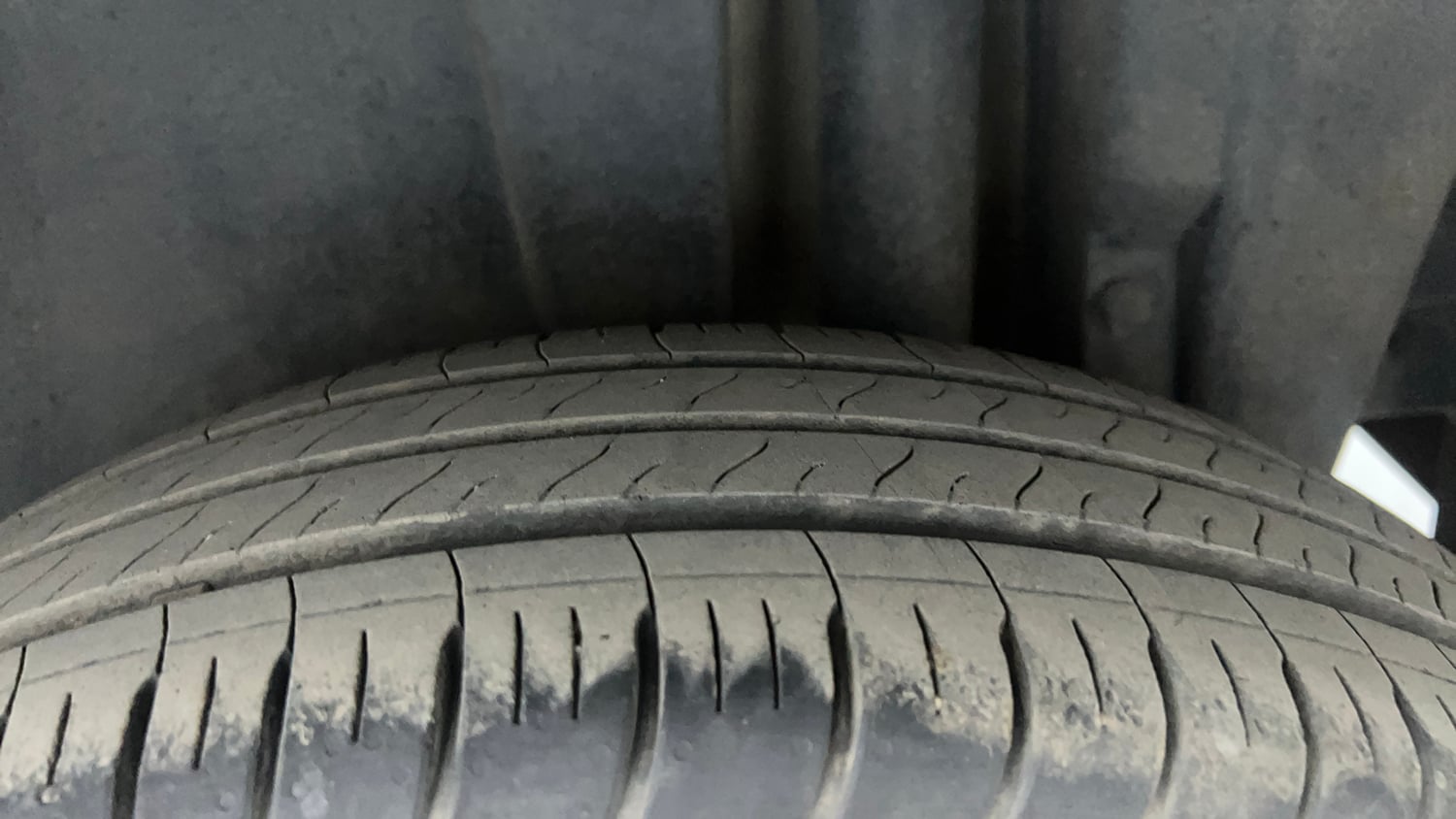 Used 2013 Maruti Suzuki Swift VXi Petrol Manual tyres LEFT REAR TYRE TREAD VIEW