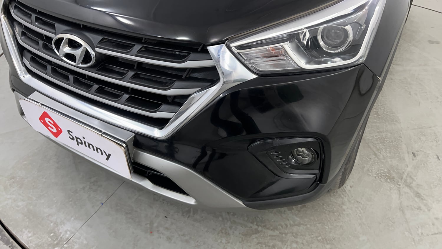 Used 2018 Hyundai Creta SX 1.6 AT CRDi Diesel Automatic dents MINOR SCRATCH