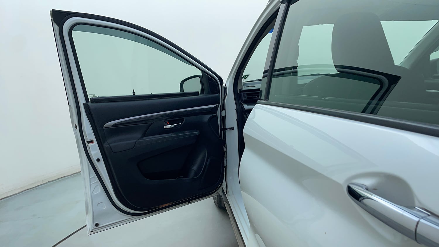 Used 2022 Maruti Suzuki XL6 Alpha Plus AT Petrol Petrol Automatic interior LEFT FRONT DOOR OPEN VIEW