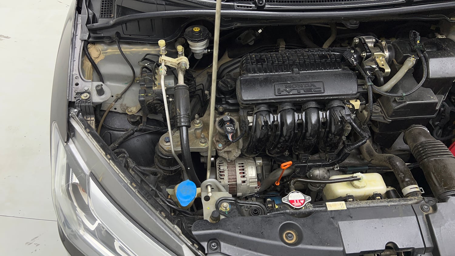 Used 2019 Honda City SV Petrol Petrol Manual engine ENGINE RIGHT SIDE VIEW