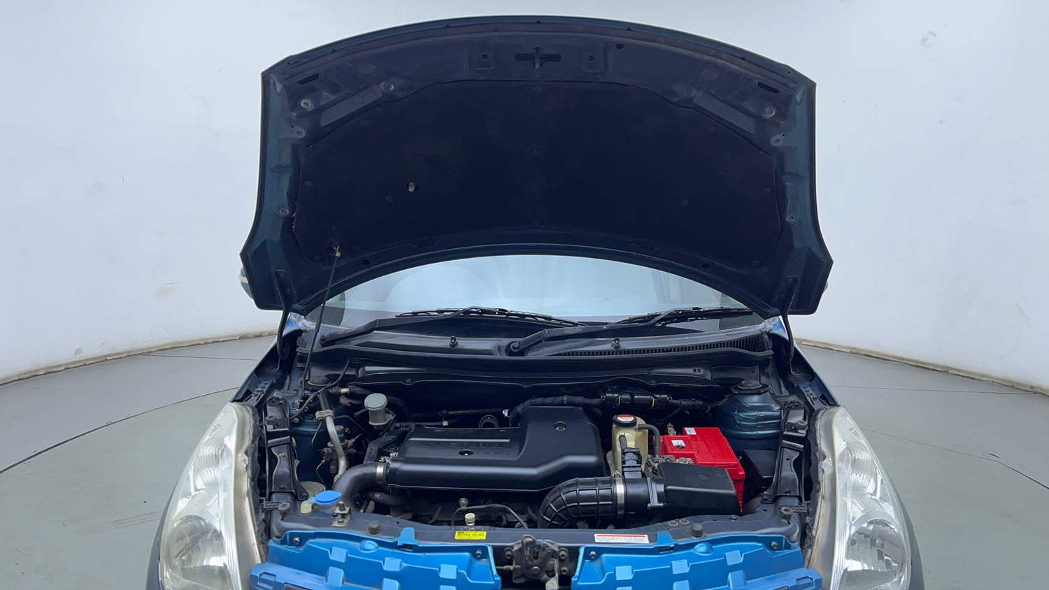 Used 2014 Maruti Suzuki Swift Dzire VDI Diesel Manual engine ENGINE & BONNET OPEN FRONT VIEW