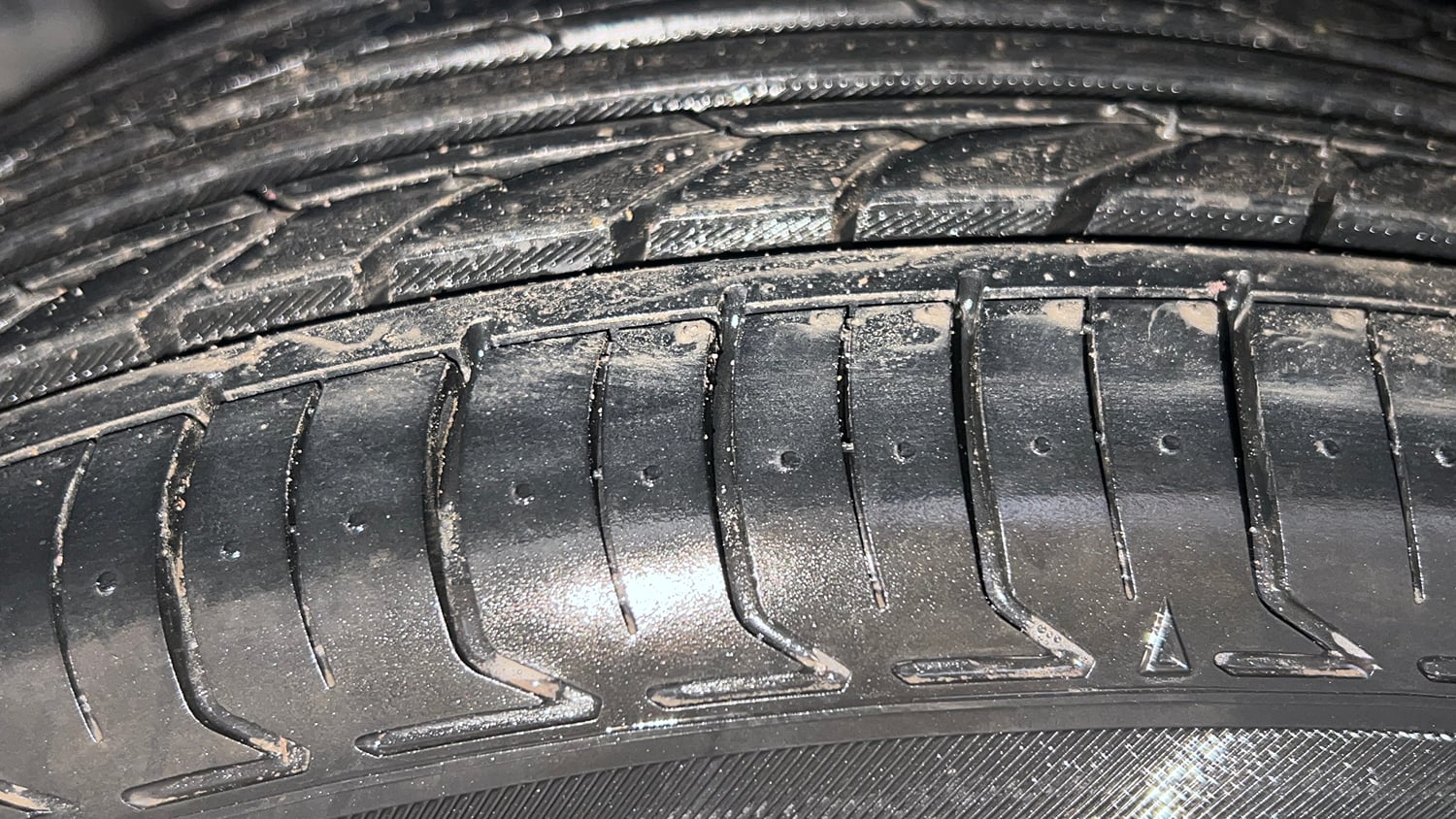 Used 2022 Honda WR-V VX MT Petrol Petrol Manual tyres LEFT FRONT TYRE TREAD VIEW