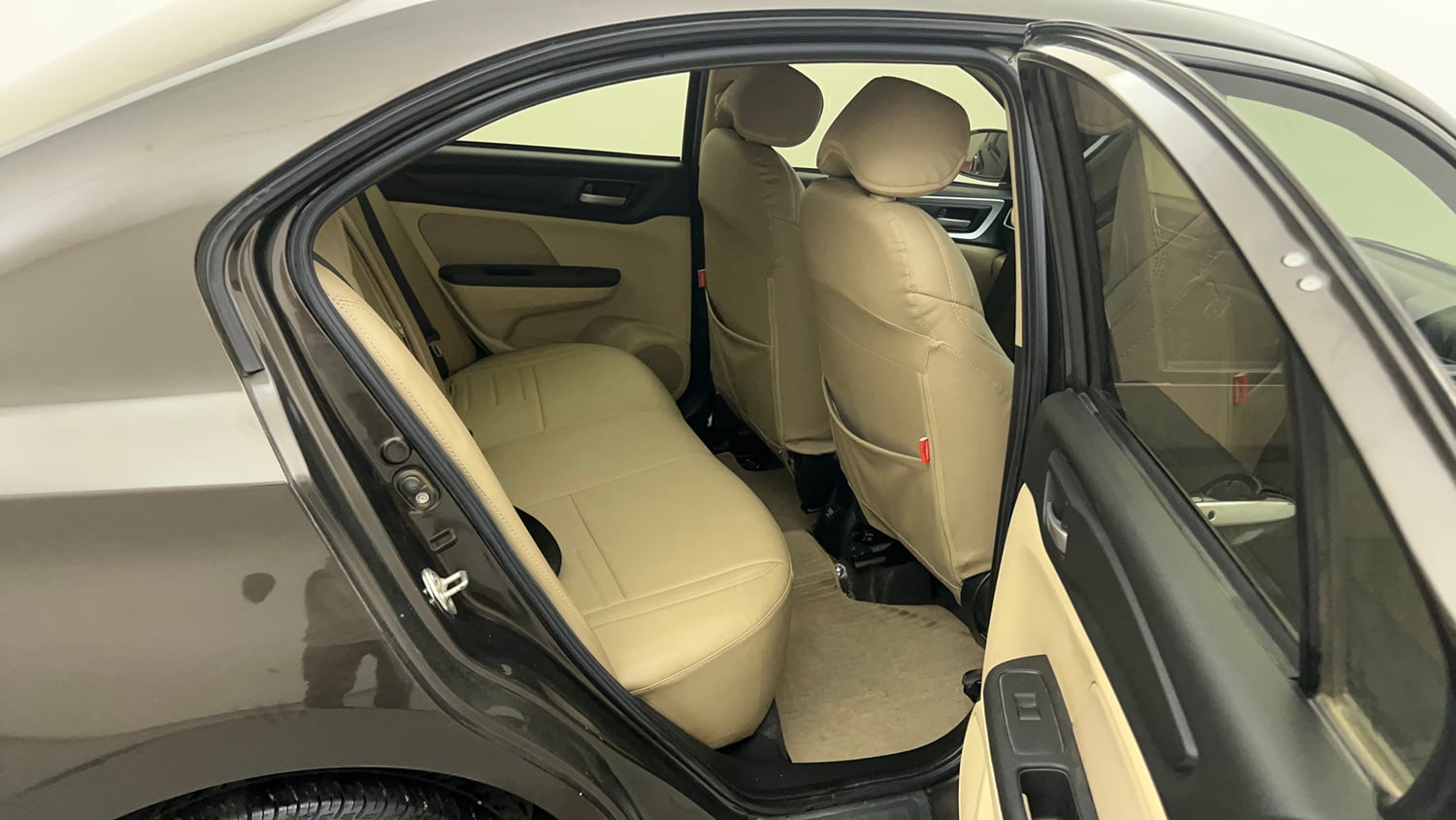 Used 2024 Honda Amaze VX 1.2 Petrol CVT Petrol Automatic interior RIGHT SIDE REAR DOOR CABIN VIEW