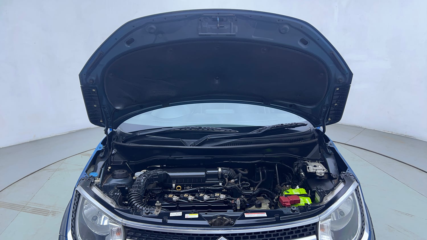 Used 2019 Maruti Suzuki Ignis Zeta 1.2 AMT Petrol Automatic engine ENGINE & BONNET OPEN FRONT VIEW