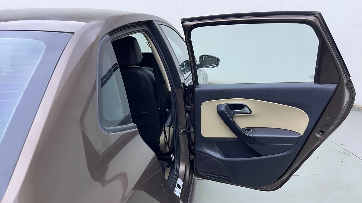 Used 2016 Volkswagen Ameo Highline 1.5L AT Diesel Automatic interior RIGHT REAR DOOR OPEN VIEW