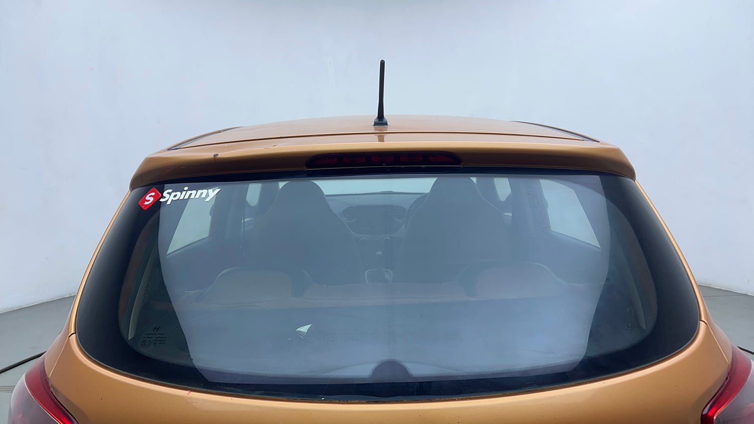 Used 2016 Hyundai Grand i10 Magna AT 1.2 Kappa VTVT Petrol Automatic exterior BACK WINDSHIELD VIEW
