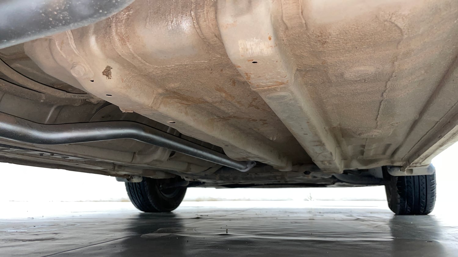 Used 2019 Hyundai Elite i20 Magna Plus 1.2 Petrol Manual extra REAR RIGHT UNDERBODY VIEW