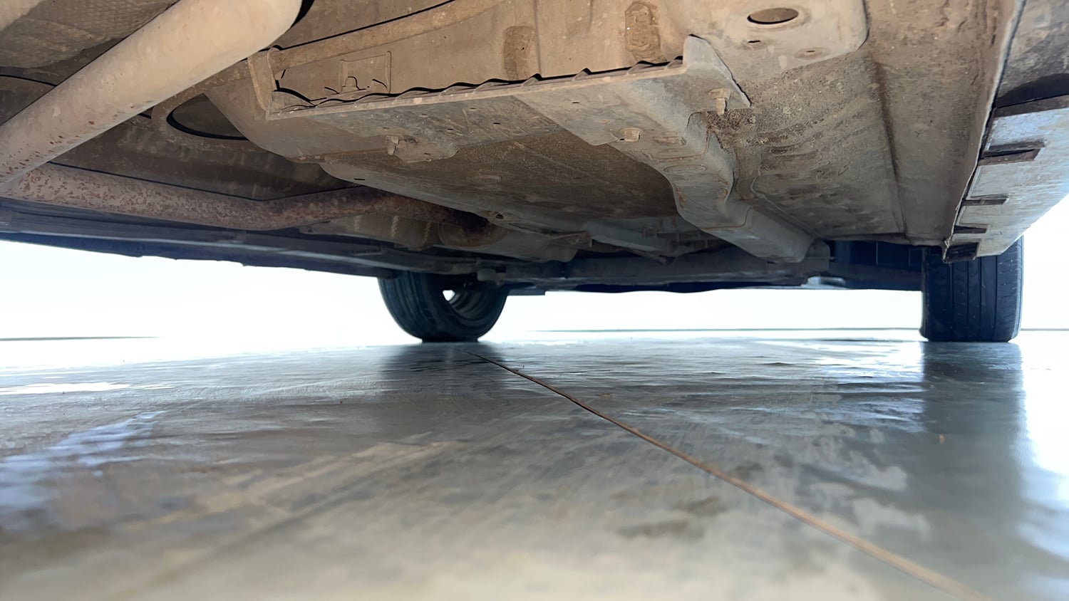 Used 2022 Hyundai i20 Sportz 1.2 MT Petrol Manual extra REAR RIGHT UNDERBODY VIEW