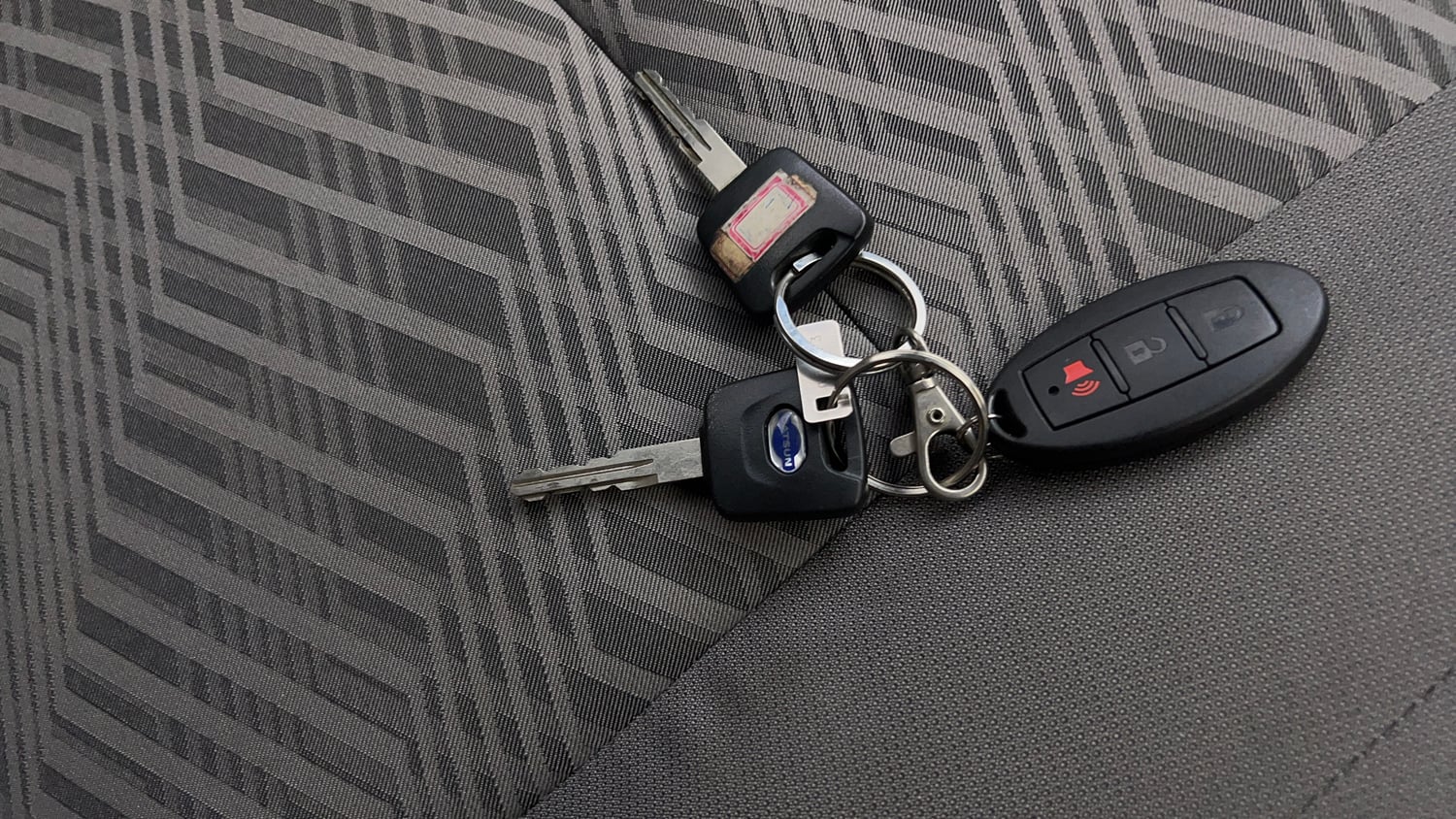 Used 2015 Datsun GO T Petrol Manual extra CAR KEY VIEW