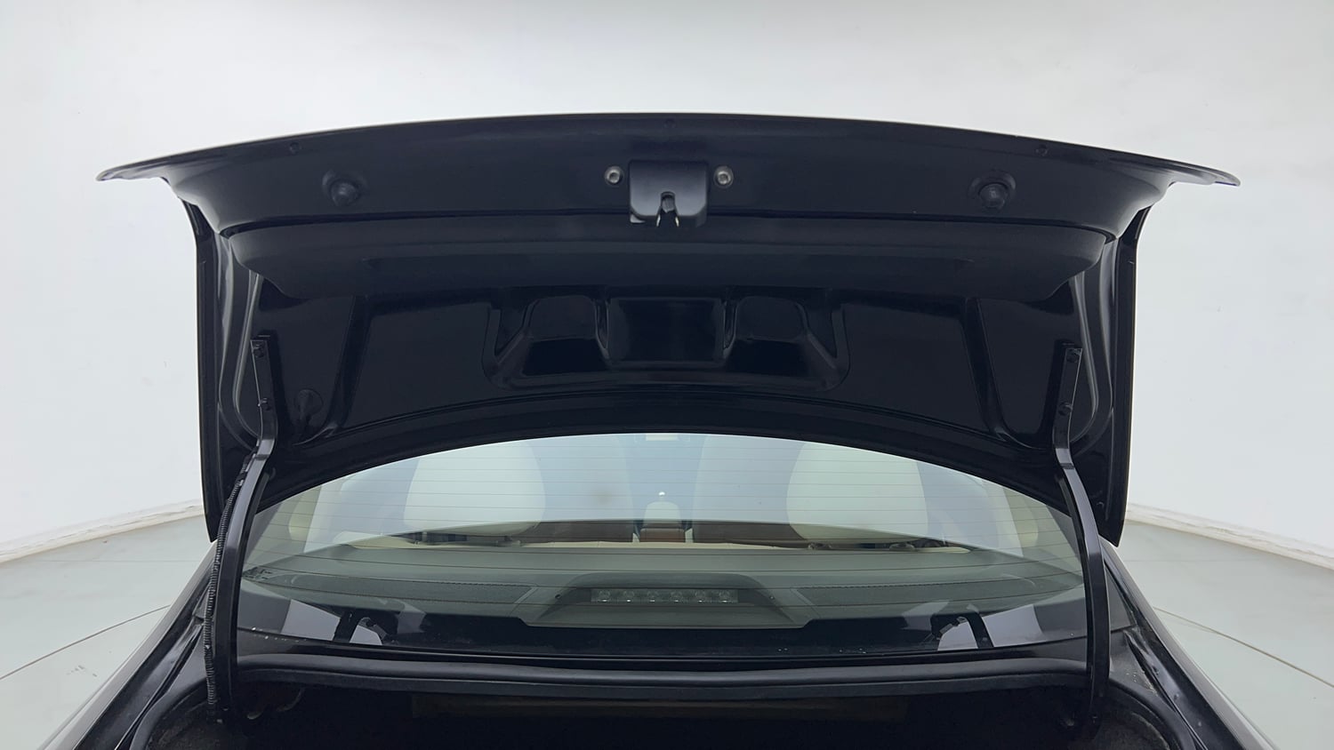 Used 2013 Volkswagen Vento Highline Petrol AT Petrol Automatic interior DICKY DOOR OPEN VIEW
