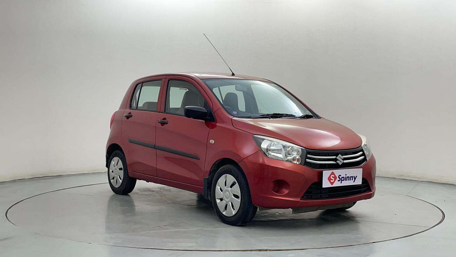 Used 2016 Maruti Suzuki Celerio VXI (O) AMT Petrol Automatic exterior RIGHT FRONT CORNER VIEW