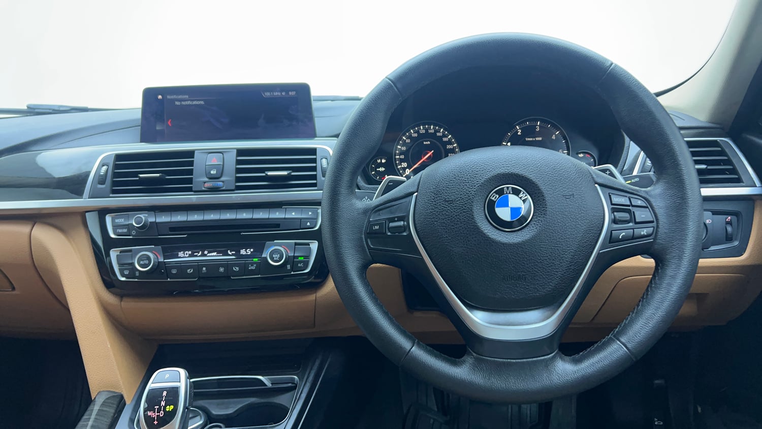 Used 2018 BMW 3 Series 320d Luxury Line Diesel Automatic interior STEERING VIEW