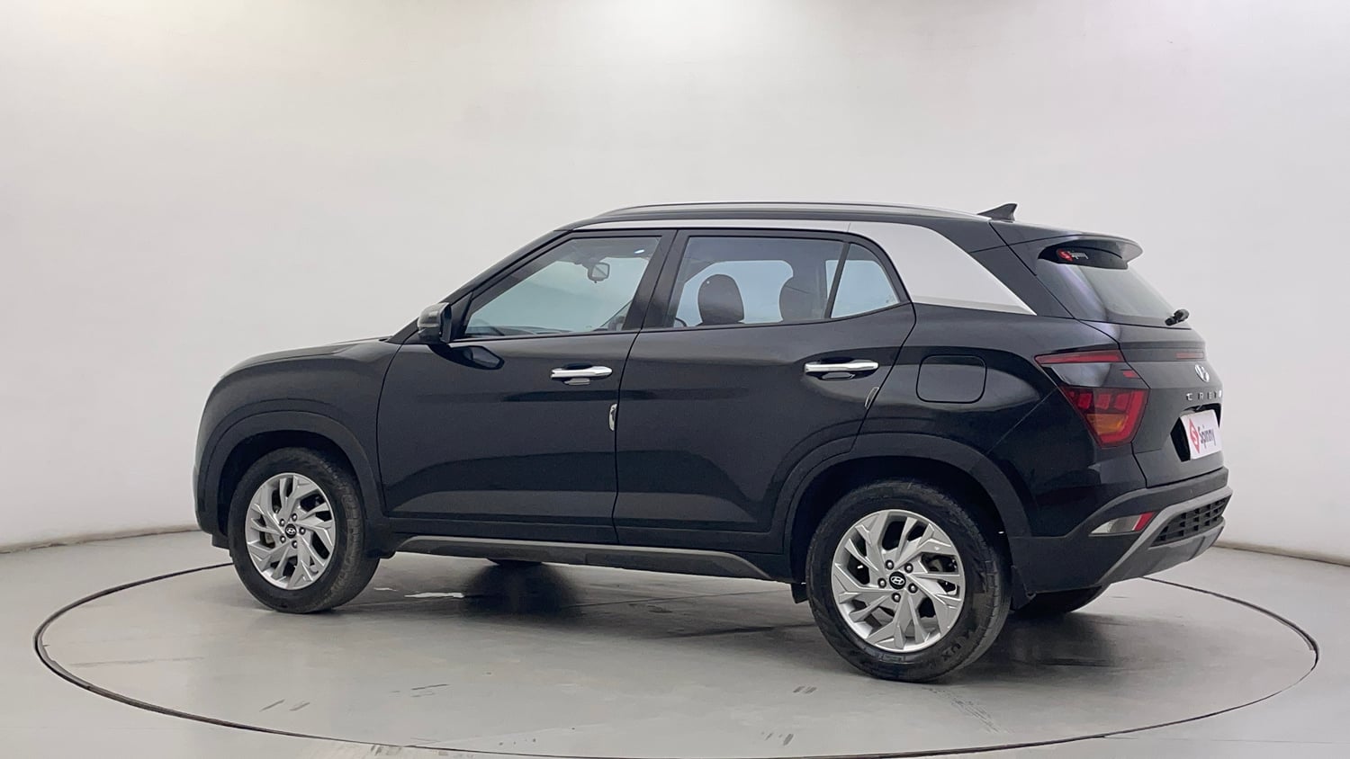 Used 2024 Hyundai Creta SX 1.5 Petrol Petrol Manual exterior LEFT REAR CORNER VIEW