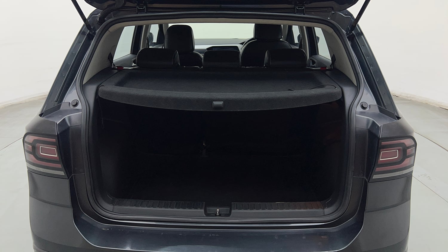 Used 2023 Volkswagen Taigun Highline 1.0 TSI MT Petrol Manual interior DICKY INSIDE VIEW