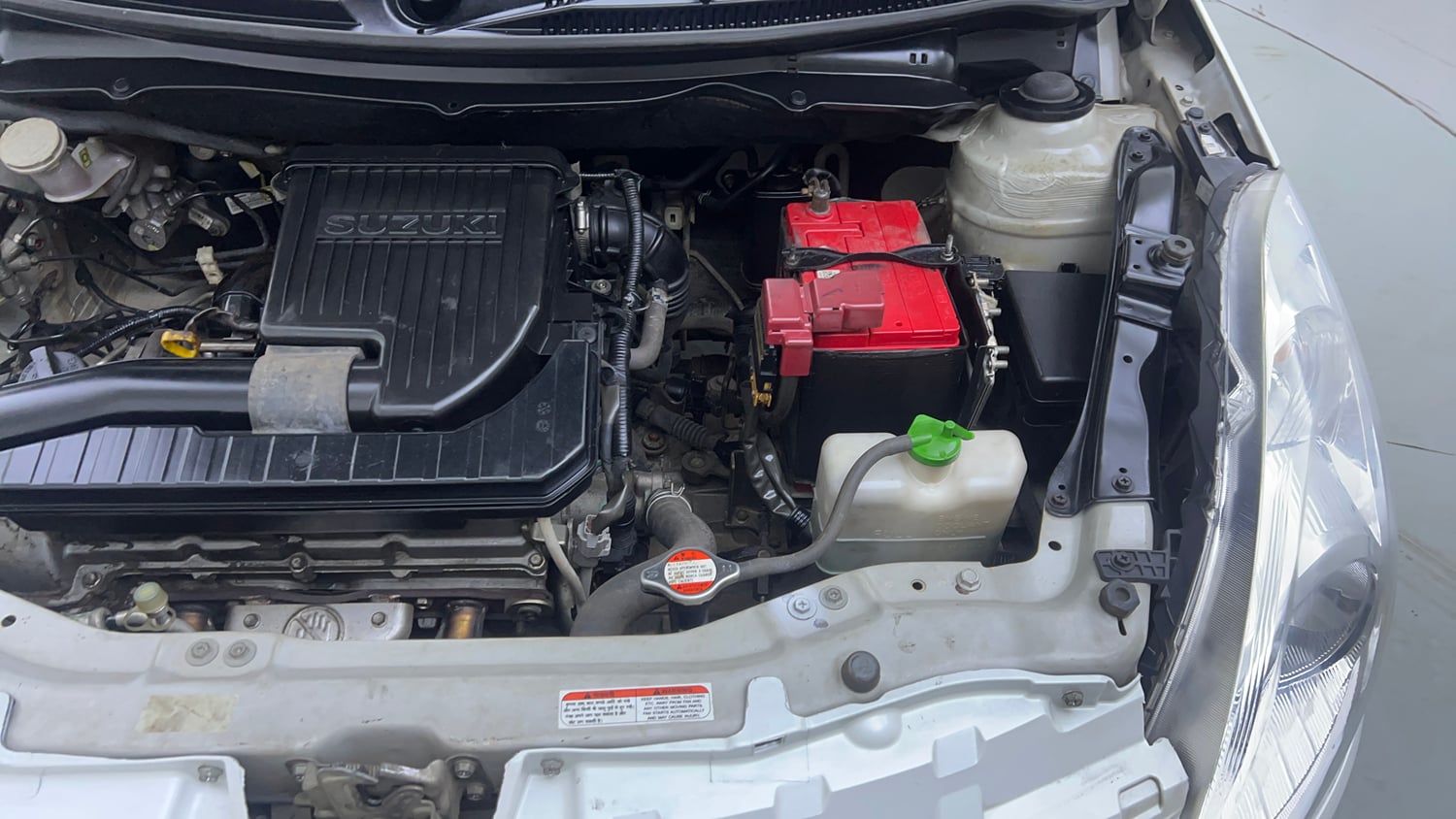 Used 2013 Maruti Suzuki Swift VXi Petrol Manual engine ENGINE LEFT SIDE VIEW