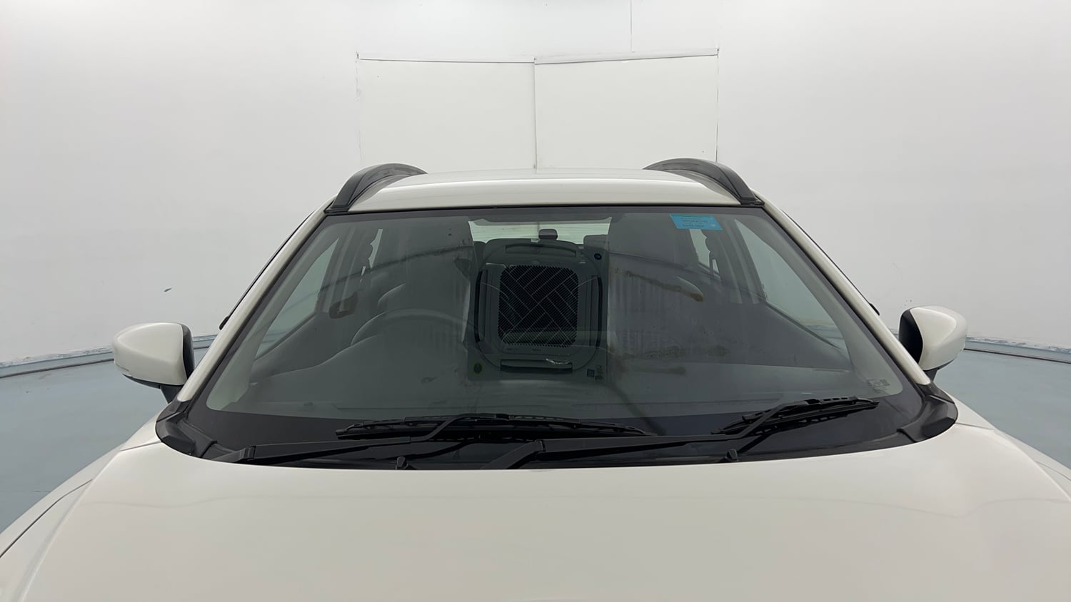 Used 2024 Maruti Suzuki Fronx Delta Plus 1.2L MT Petrol Manual exterior FRONT WINDSHIELD VIEW