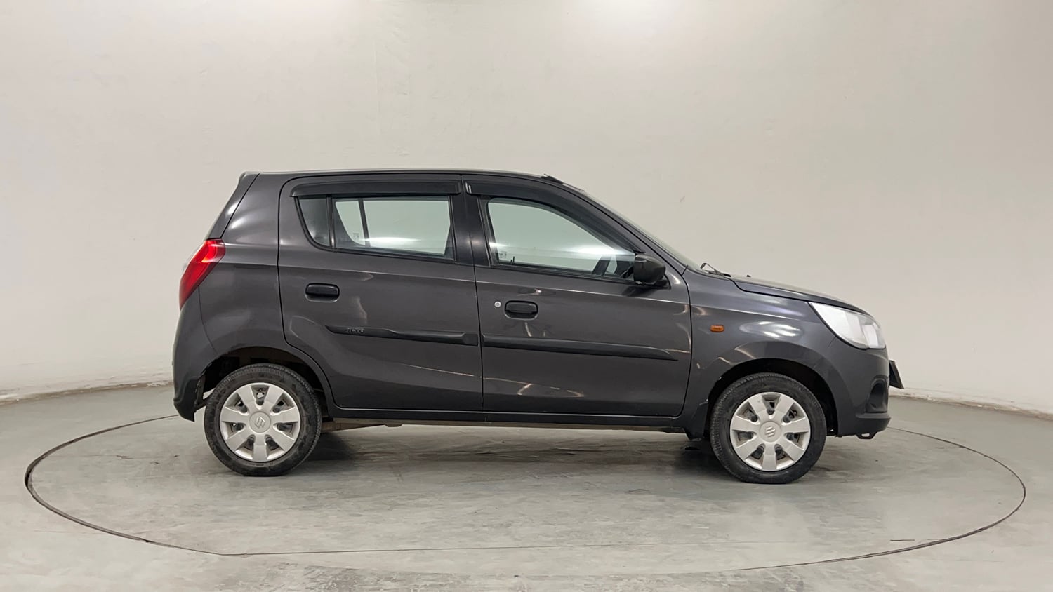 Used 2017 maruti-suzuki Alto K10 VXi (O) AMT Petrol Automatic exterior RIGHT SIDE VIEW