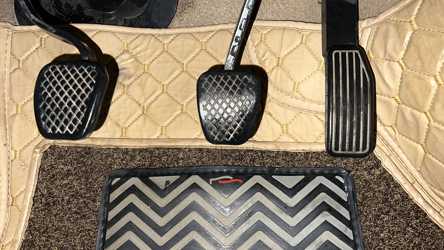 Used 2018 Honda City VX Petrol Petrol Manual interior PEDALS VIEW