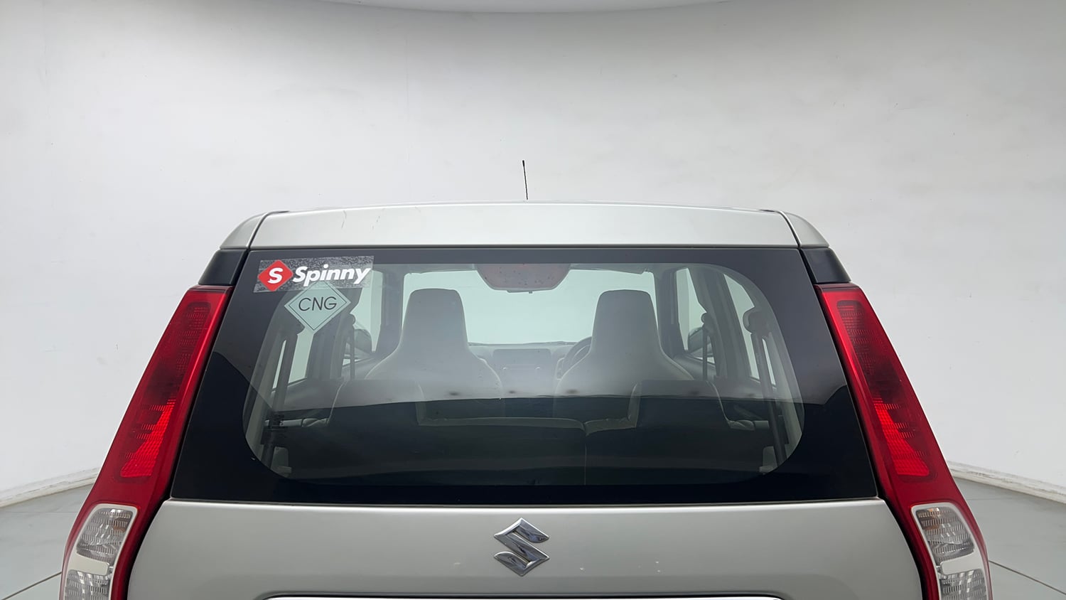 Used 2022 Maruti Suzuki Wagon R VXI 1.0 CNG Cng Manual exterior BACK WINDSHIELD VIEW