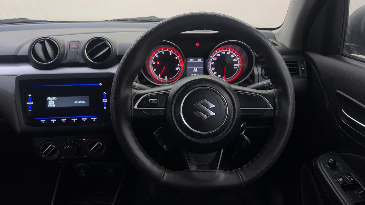 Used 2023 Maruti Suzuki Swift VXi AMT Petrol Automatic interior STEERING VIEW