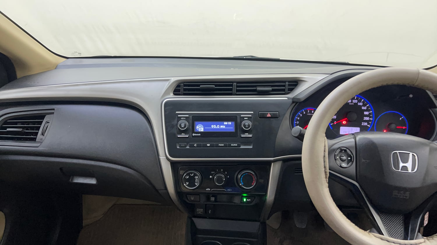 Used 2016 Honda City S Petrol Manual interior MUSIC SYSTEM & AC CONTROL VIEW
