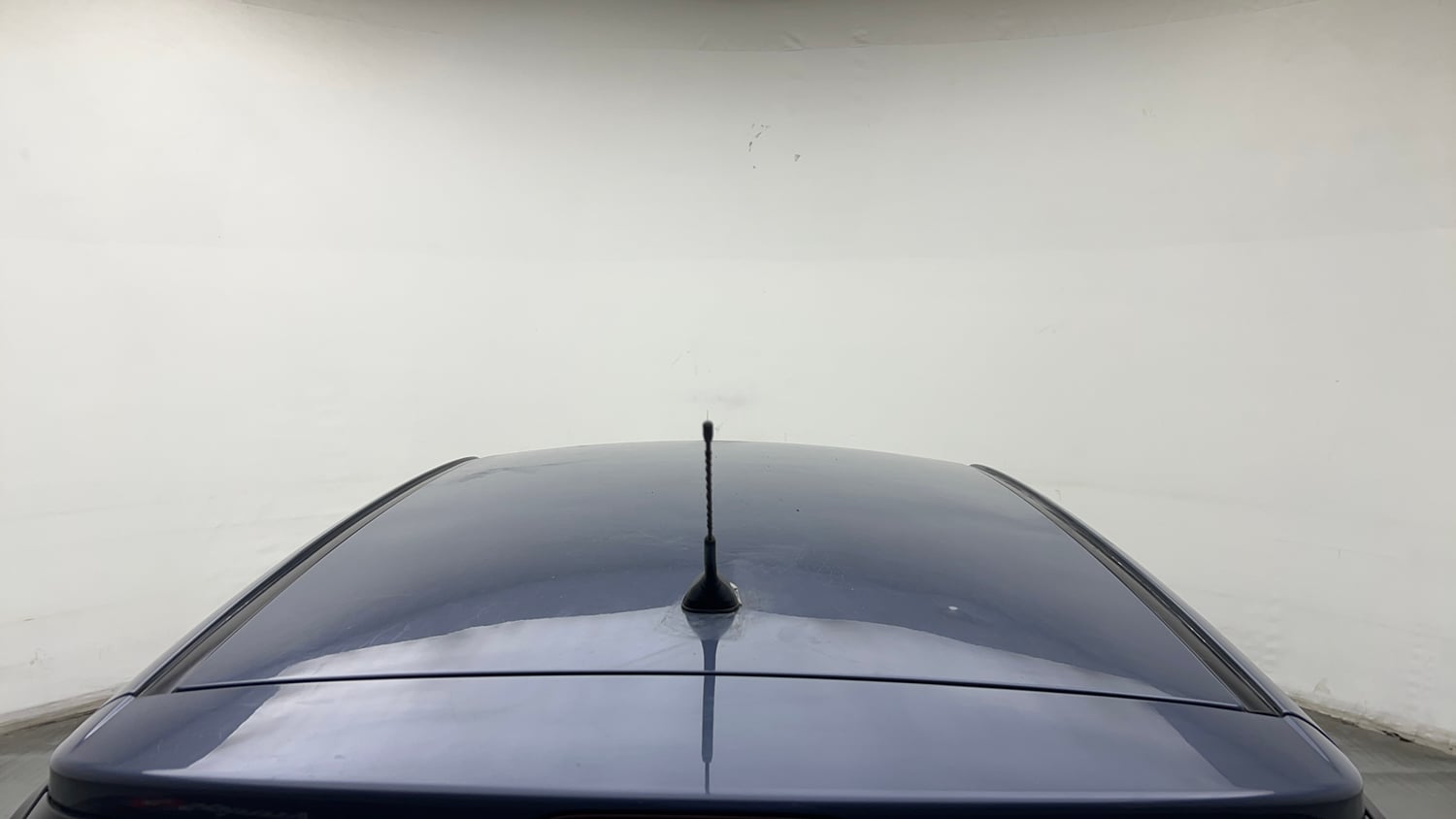 Used 2015 Hyundai Elite i20 Magna 1.2 Petrol Manual exterior EXTERIOR ROOF VIEW