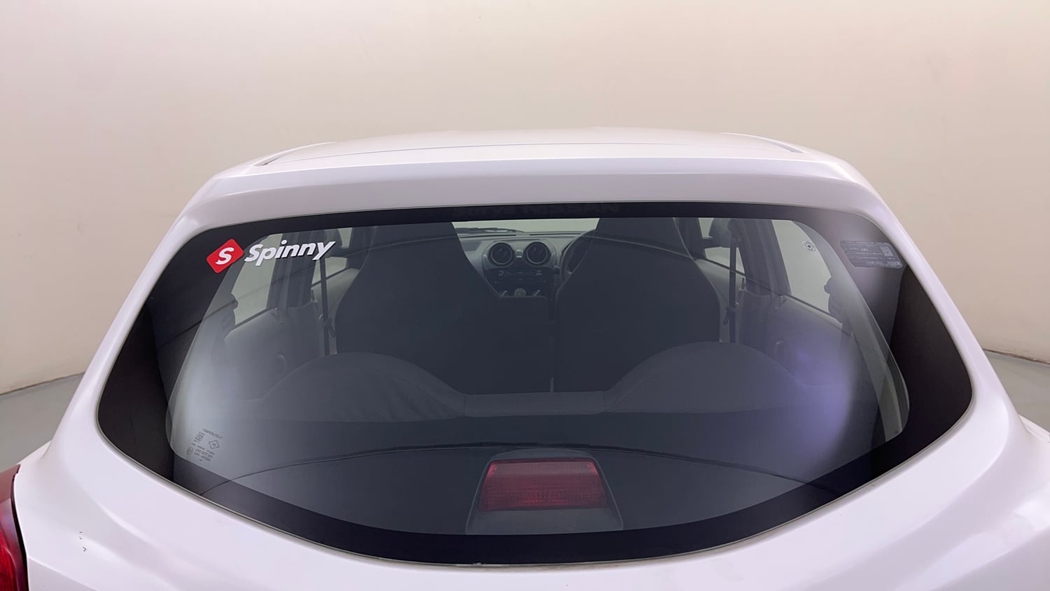 Used 2015 Datsun GO T Petrol Manual exterior BACK WINDSHIELD VIEW