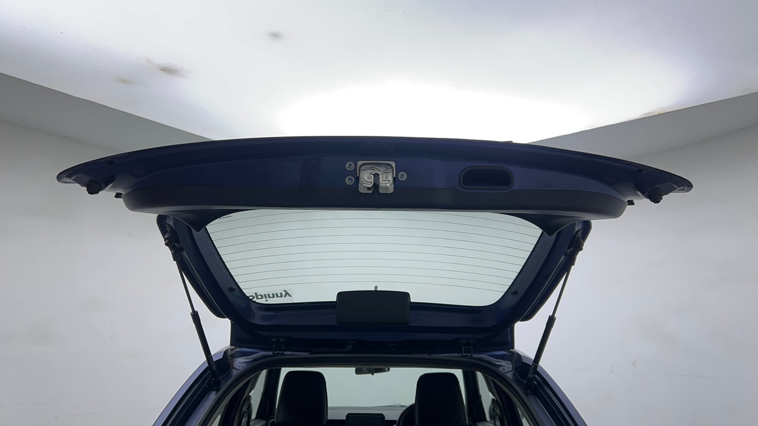 Used 2019 Maruti Suzuki Ignis Zeta 1.2 AMT Petrol Automatic interior DICKY DOOR OPEN VIEW