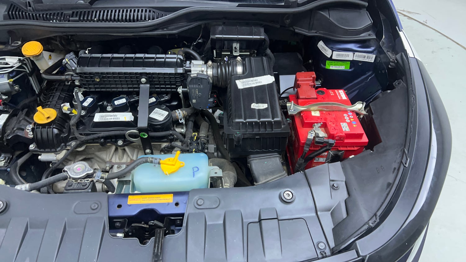 Used 2023 Tata Altroz XZA Plus (S) Petrol Automatic engine ENGINE LEFT SIDE VIEW