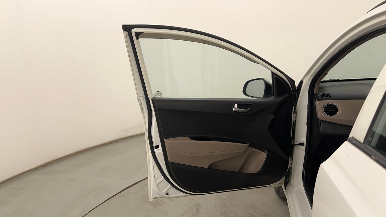 Used 2015 Hyundai Grand i10 Asta 1.2 Kappa VTVT Petrol Manual interior LEFT FRONT DOOR OPEN VIEW