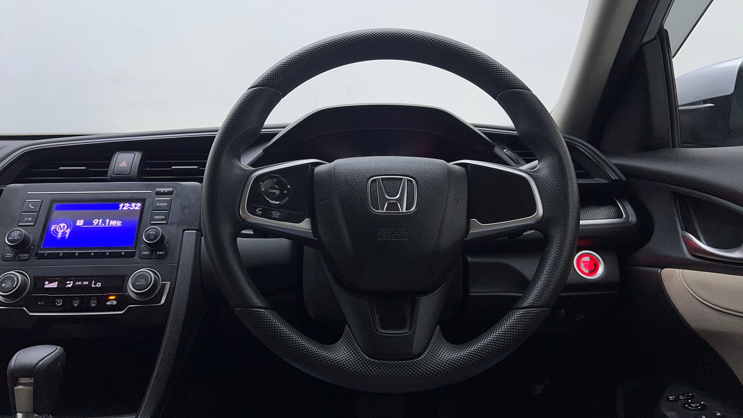 Used 2019 Honda Civic V CVT Petrol Petrol Automatic interior STEERING VIEW