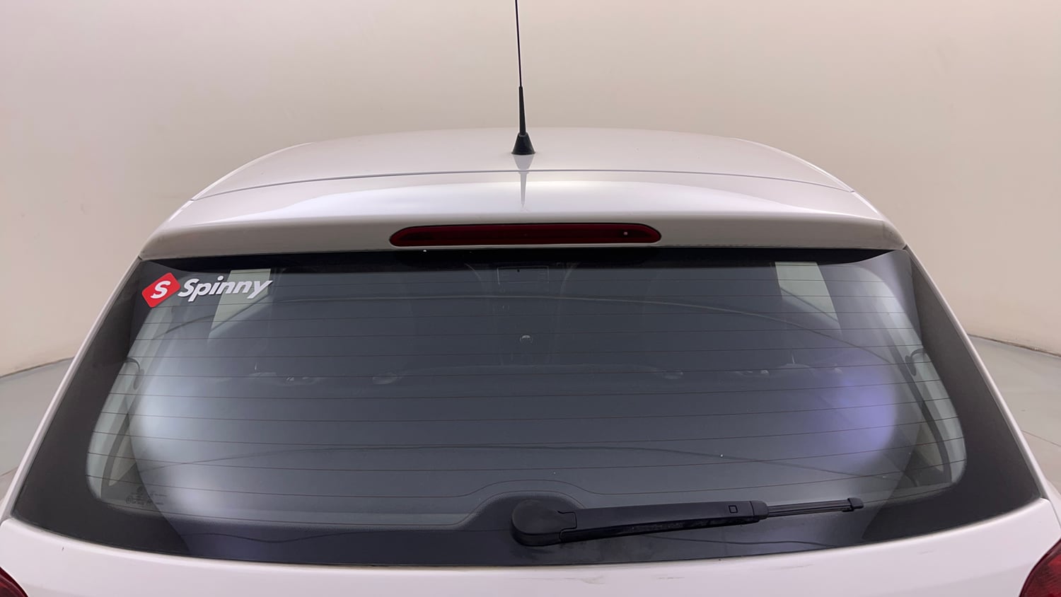 Used 2013 Volkswagen Polo Highline1.2L (P) Petrol Manual exterior BACK WINDSHIELD VIEW