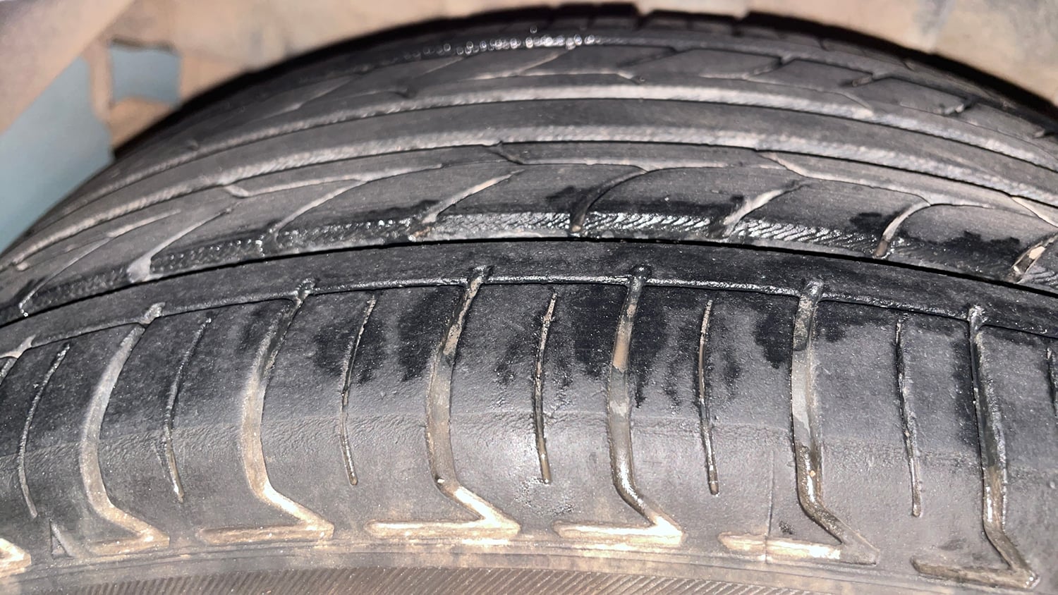 Used 2018 Tata Tigor Revotron XZA Petrol Automatic tyres RIGHT REAR TYRE TREAD VIEW