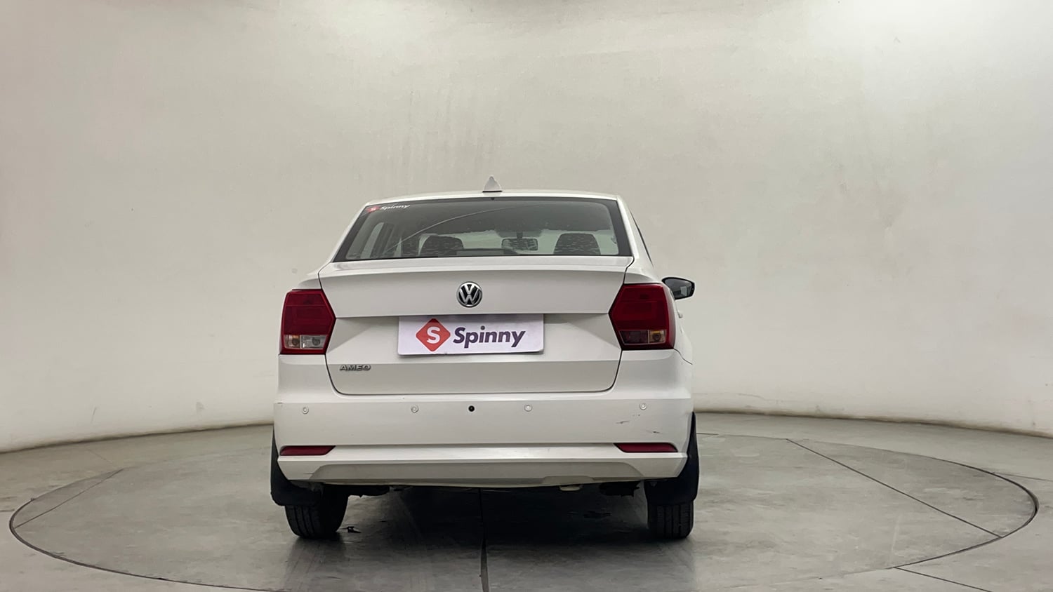 Used 2019 Volkswagen Ameo Trendline 1.0L (P) Petrol Manual exterior BACK VIEW