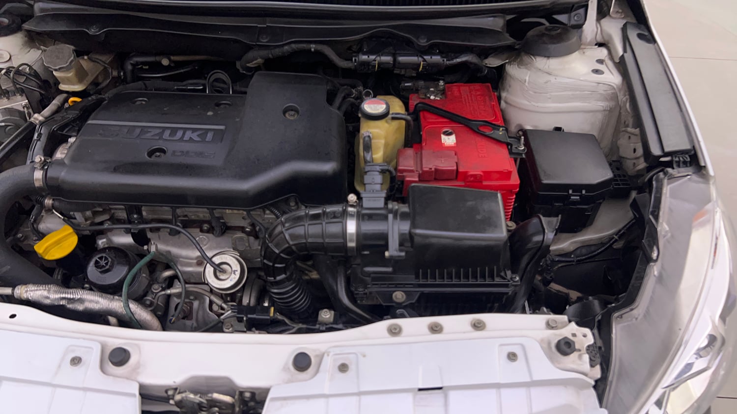 Used 2016 Maruti Suzuki Ciaz ZDi+ SHVS Diesel Manual engine ENGINE LEFT SIDE VIEW