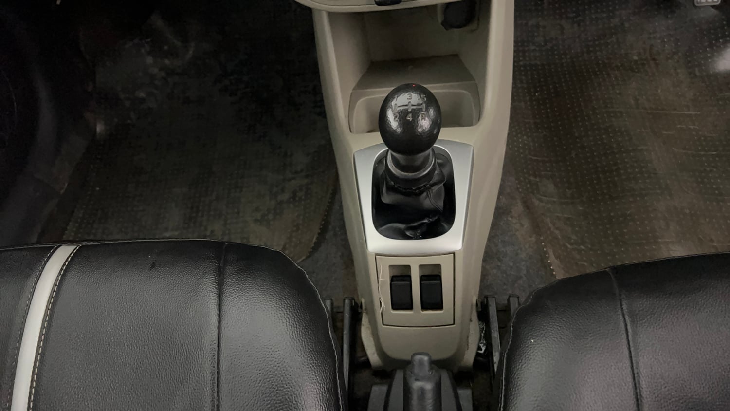 Used 2019 Maruti Suzuki Alto K10 VXi Petrol Manual interior GEAR  KNOB VIEW