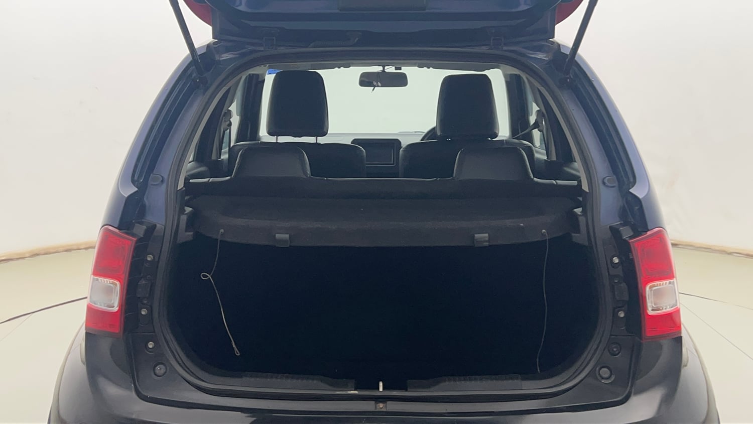 Used 2022 Maruti Suzuki Ignis Sigma 1.2 MT Petrol Manual interior DICKY INSIDE VIEW