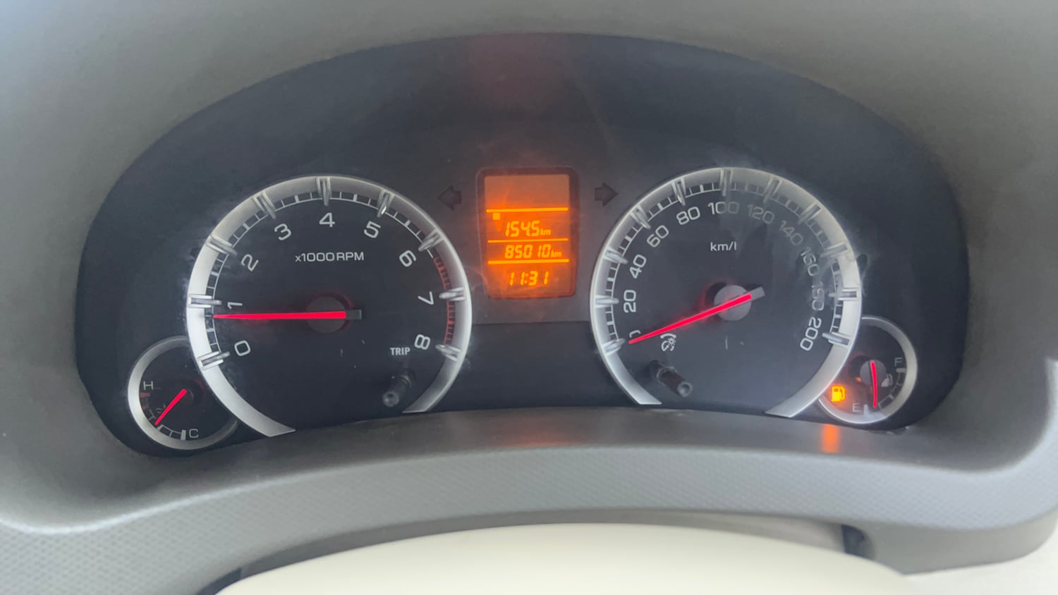 Used 2013 Maruti Suzuki Ertiga Vxi Petrol Manual interior CLUSTERMETER VIEW